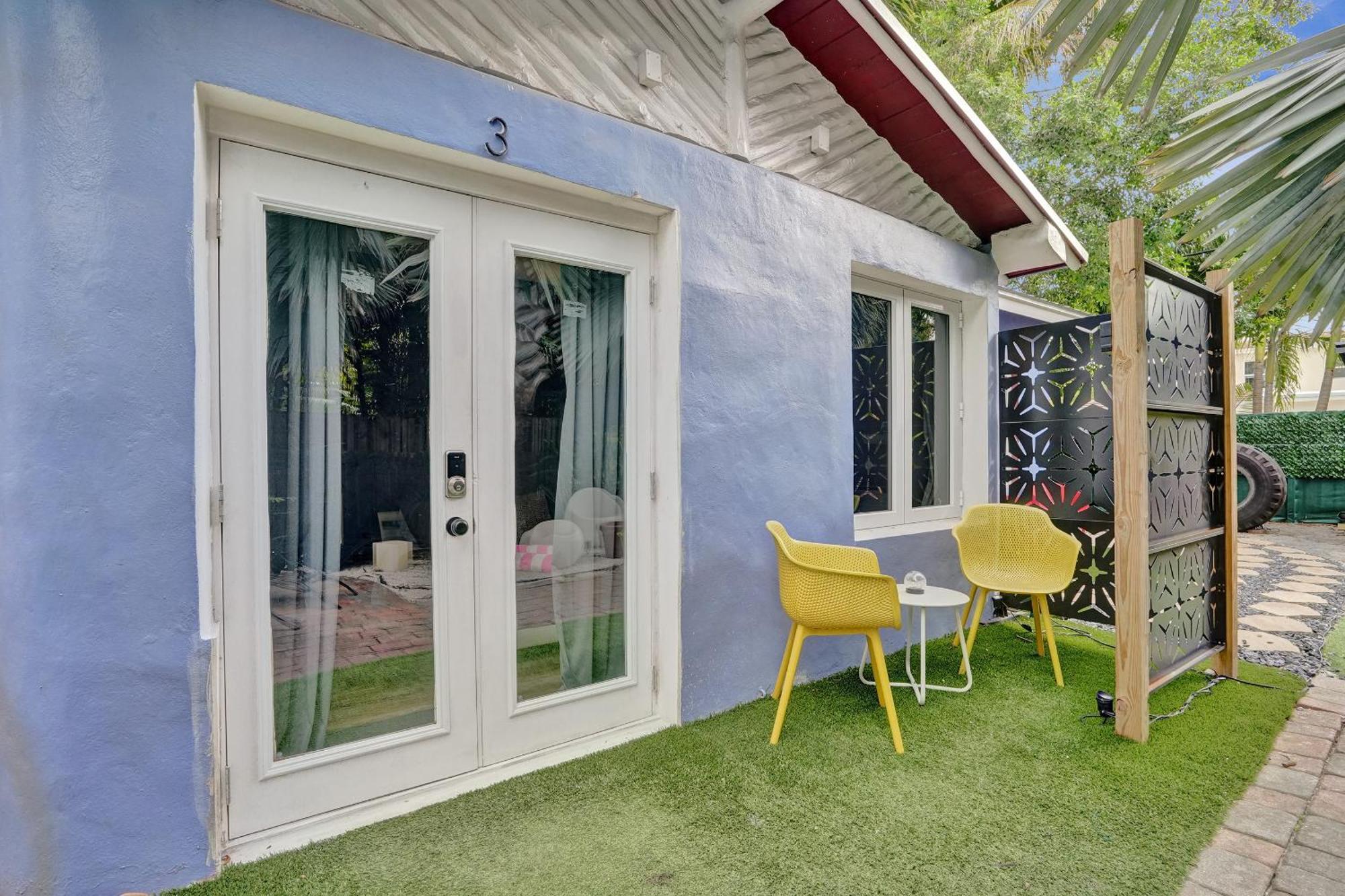 Kiki 3 - Men'S Clothing Optional Guest Houses Wilton Manors Экстерьер фото