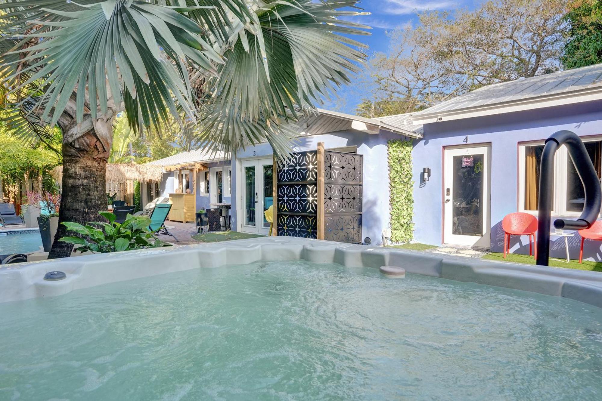 Kiki 3 - Men'S Clothing Optional Guest Houses Wilton Manors Экстерьер фото